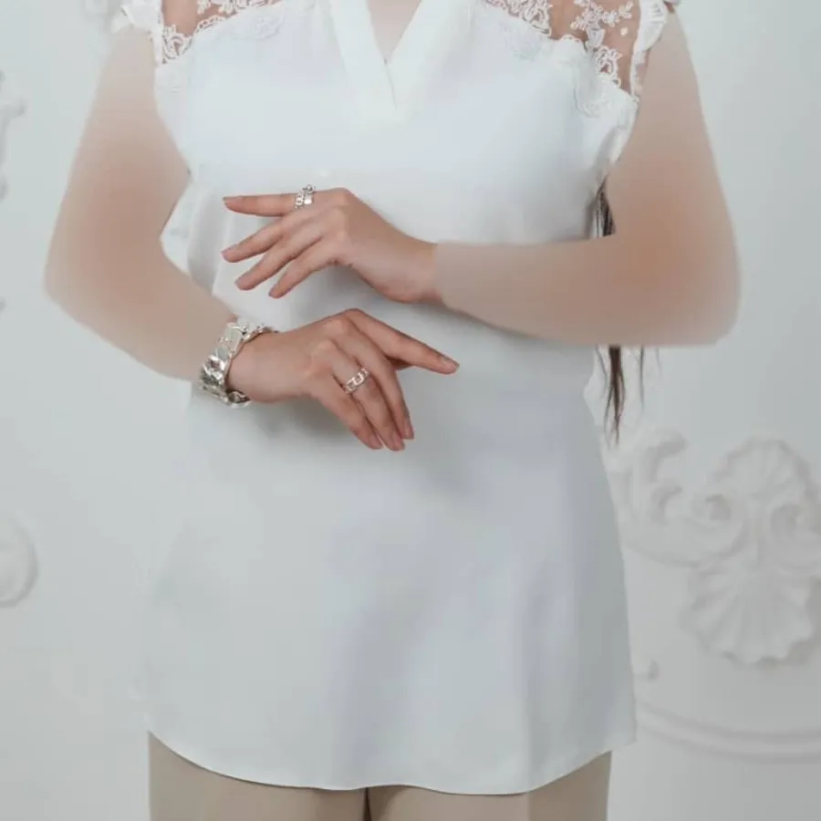 تاپ مجلسی کرپ سفید