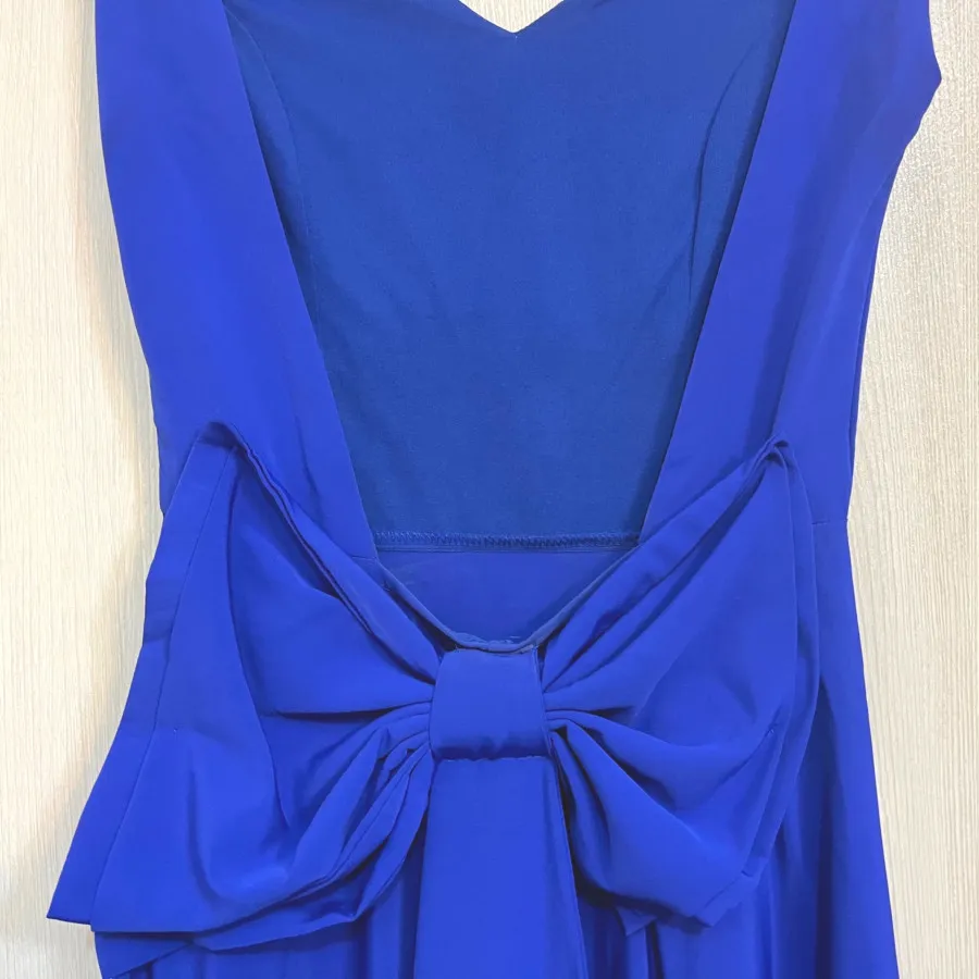 پیراهن آبی جذاب