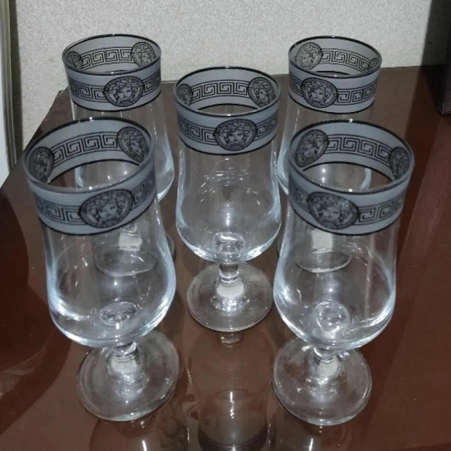 جام گیلاس ورساچ