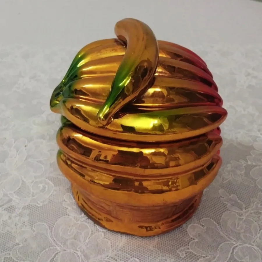 شکلات خوری قدیمی موزی