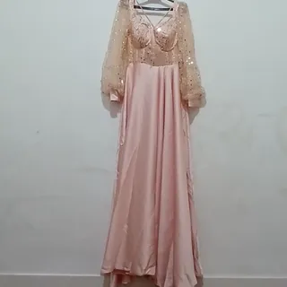 تولیدی لباس مجلسی داریم