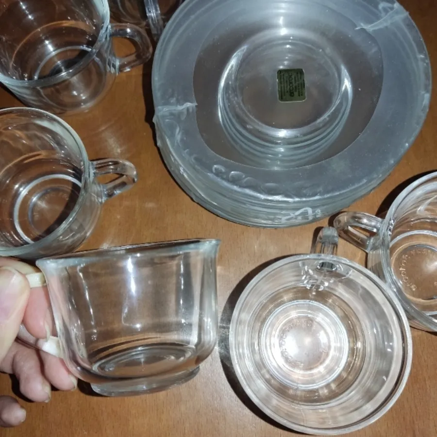 فنجان و نعلبکی فرانسه