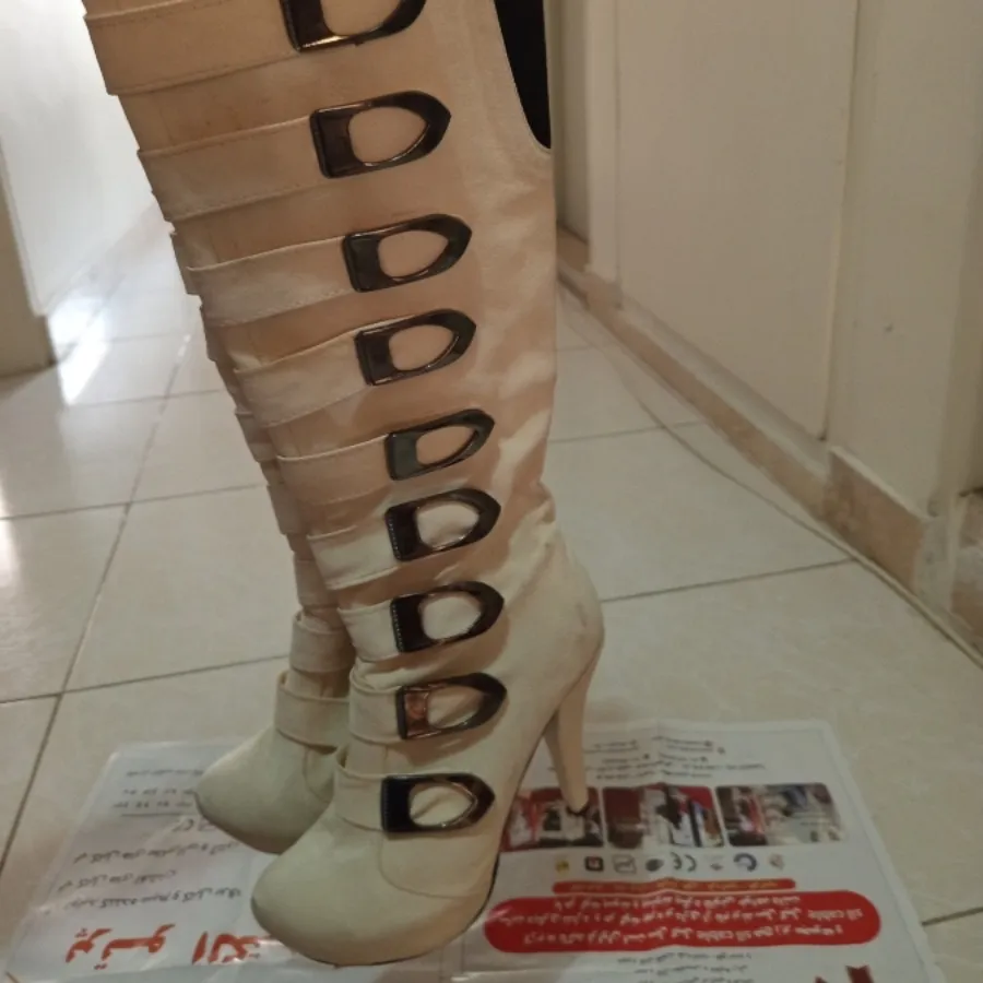 پوتین پاشنه دار مجلسی