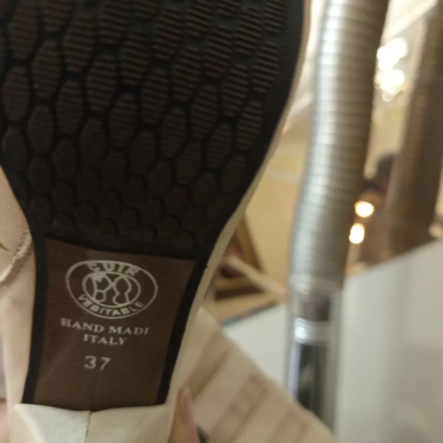 پوتین پاشنه دار مجلسی