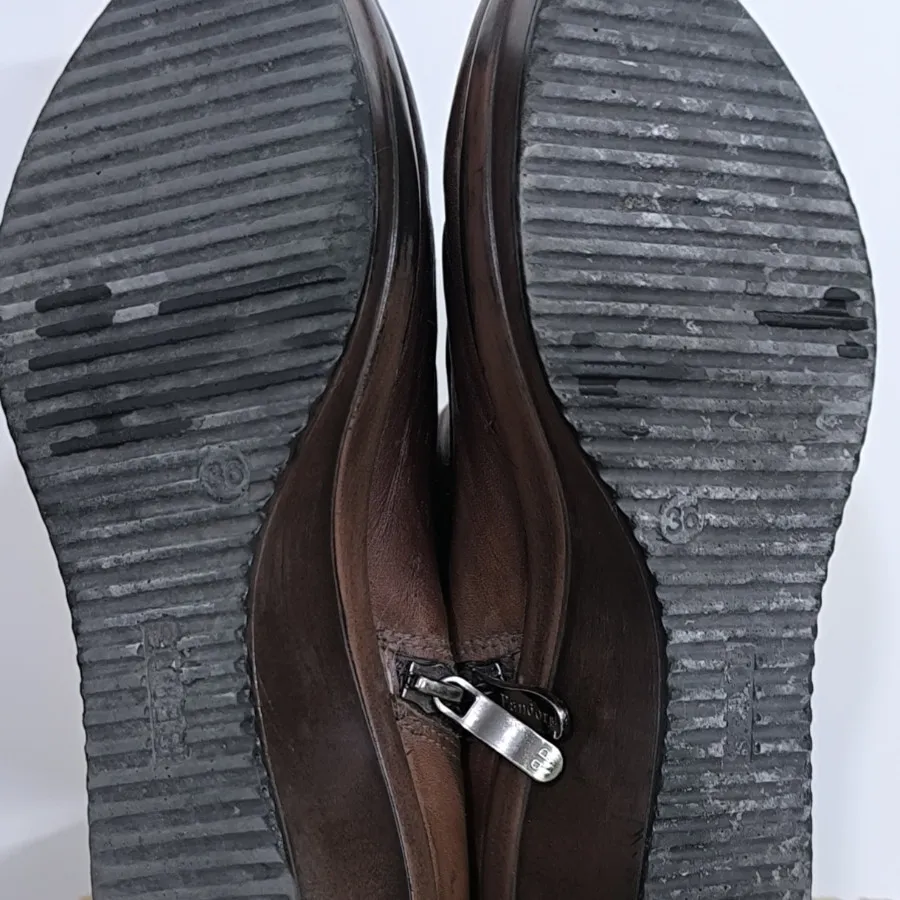 نیم بوت چرم