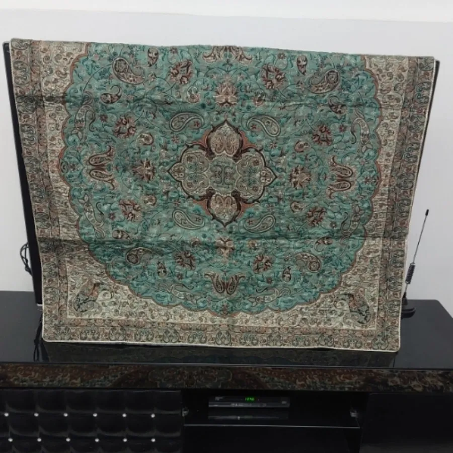 رومیزی ترمه یلدا . سنتی