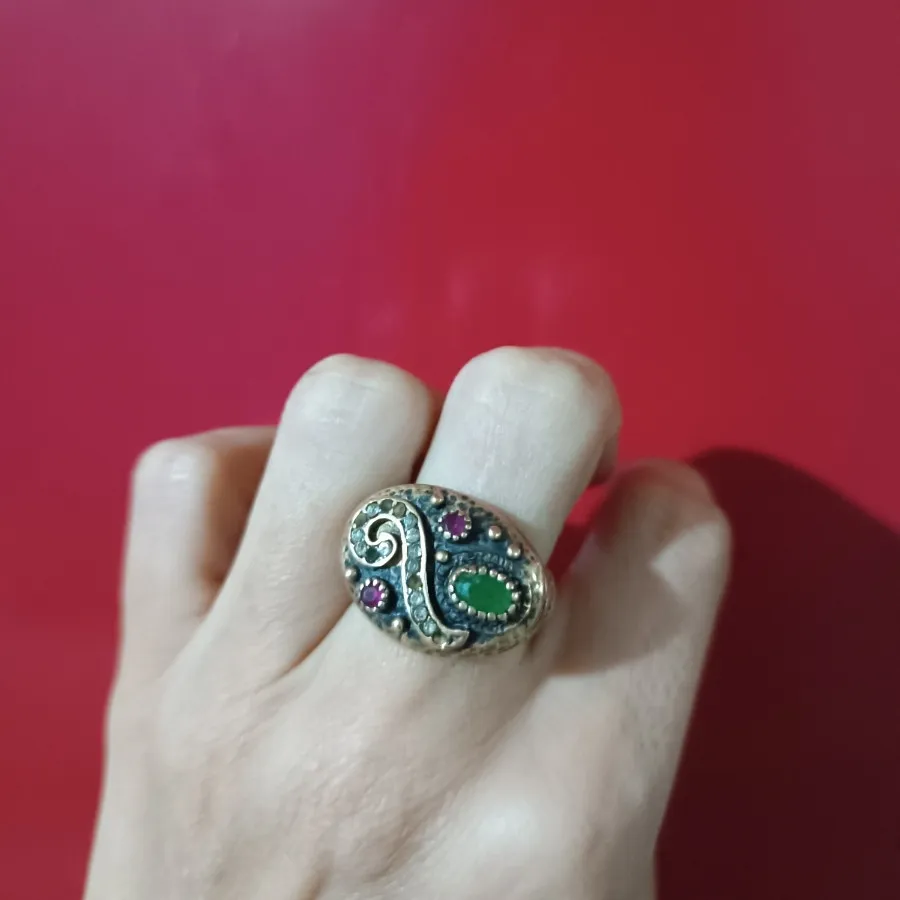 انگشتر طلاروس