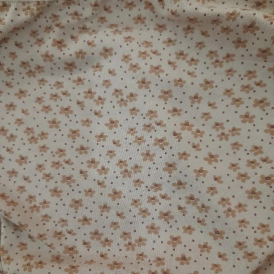 لباس زیرزنانه