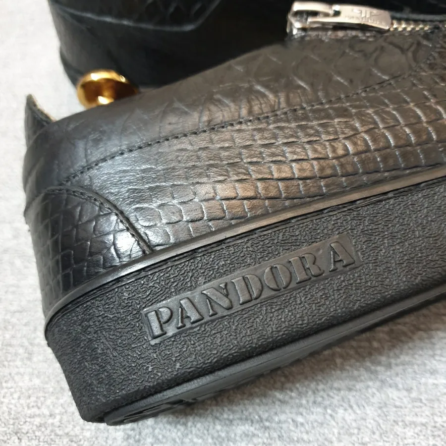 کفش یونیسکس پاندورا اصل