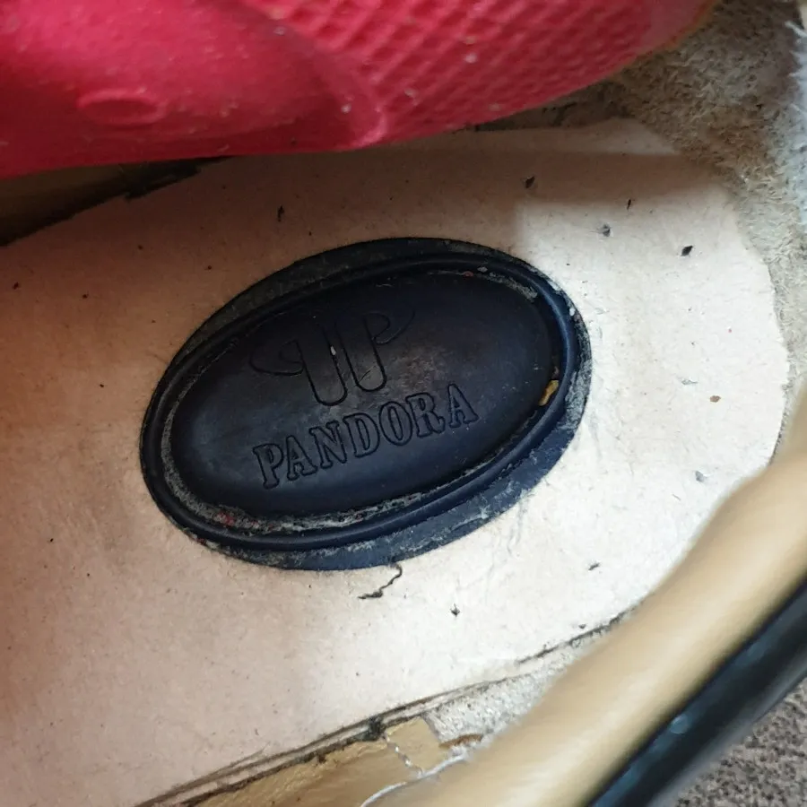 کفش یونیسکس پاندورا اصل