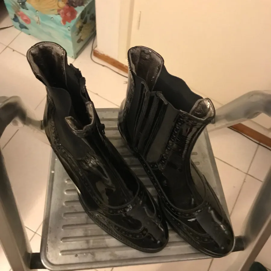 بوت ایتالیایی بنتون