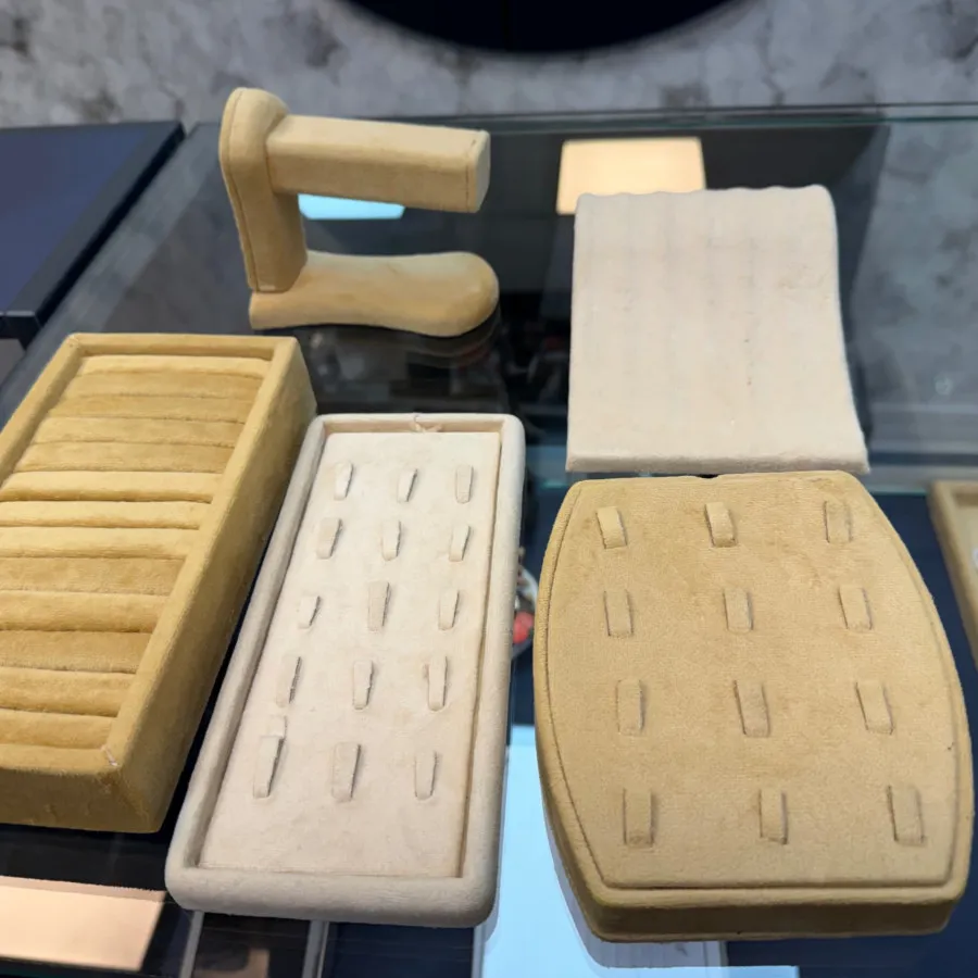 مانکن یا استند