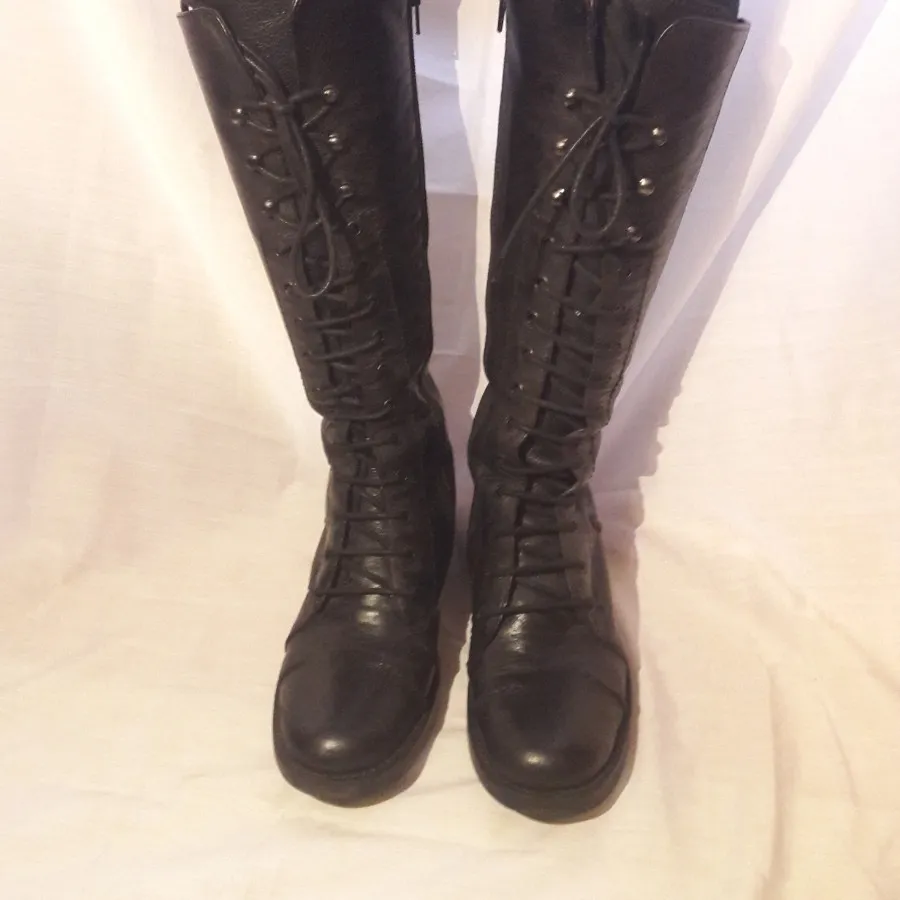 بوت چرم بنتون 36