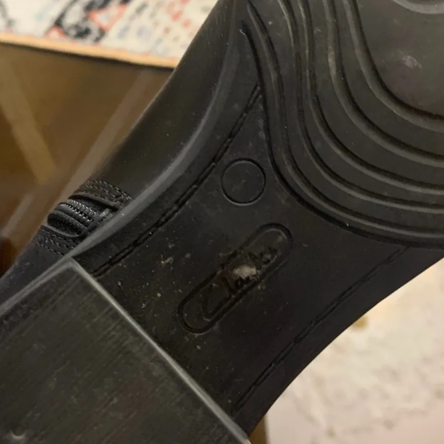 چکمه ساق کلارکس چرم مشمی