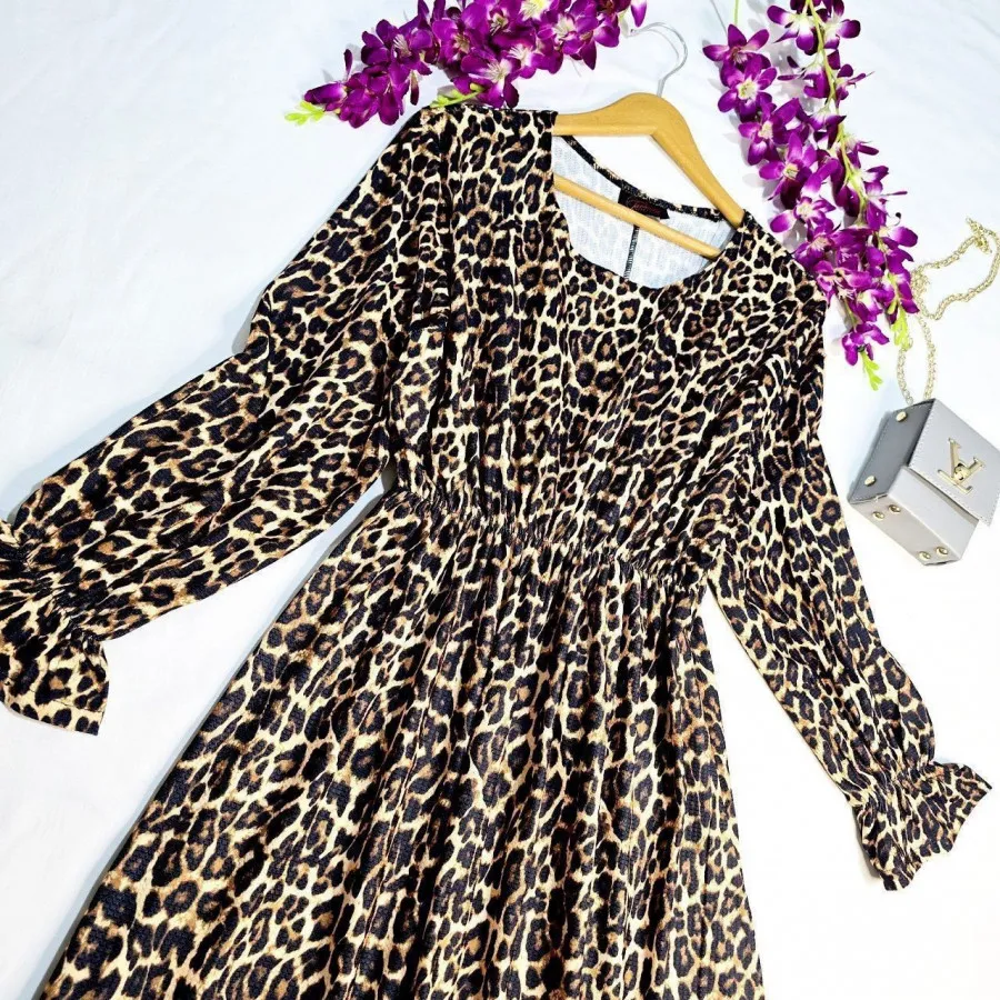 پیراهن پلنگی