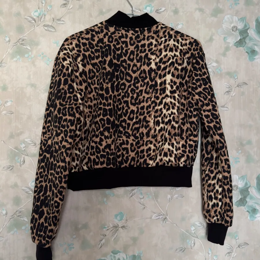 بامبر جکت پلنگی برند ترک