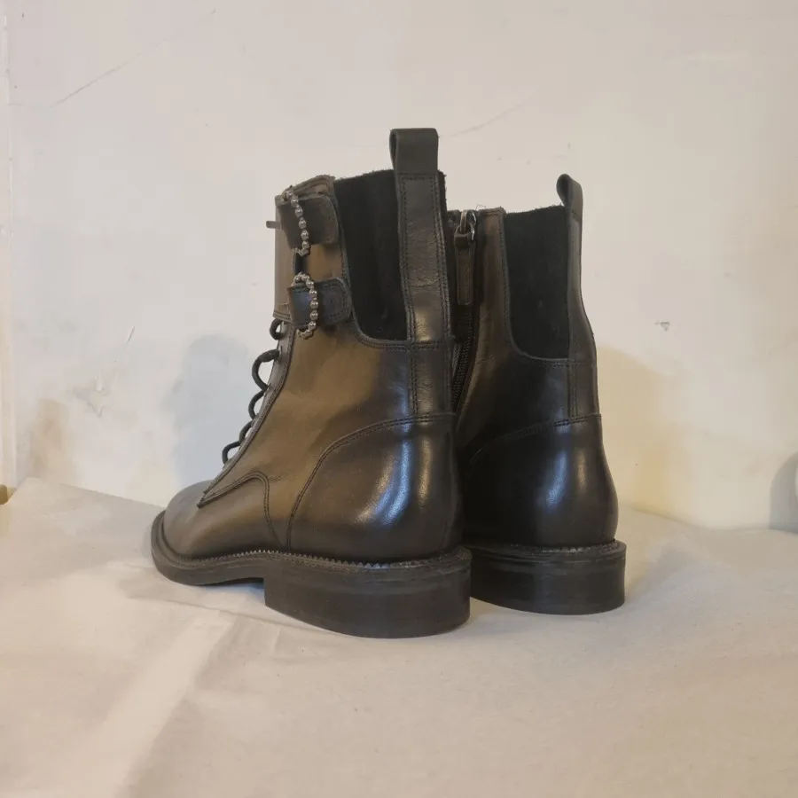 بوت زارا چرم مشکی