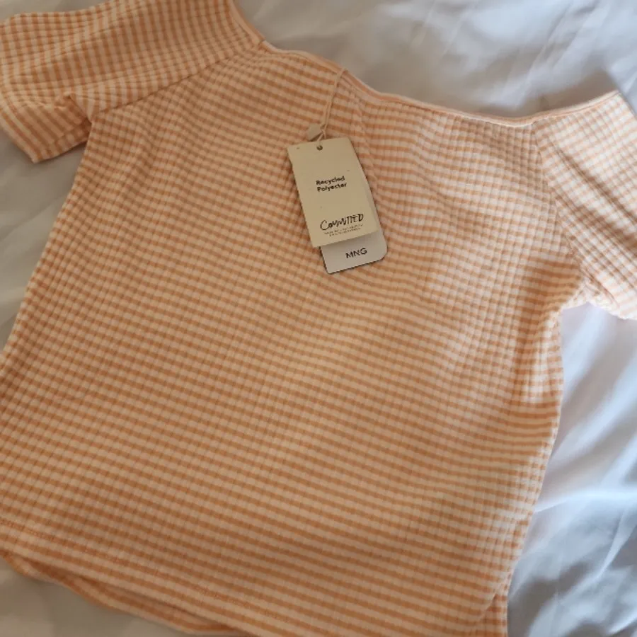 کراپ تیشرت Mango