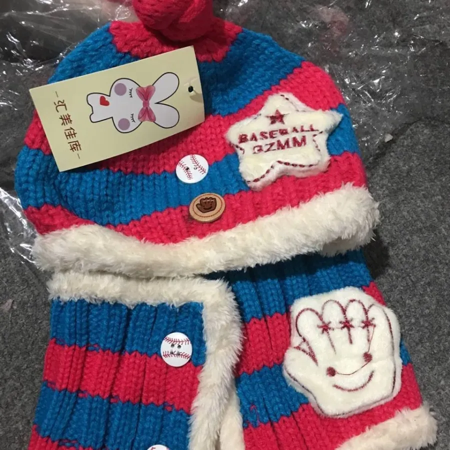 کلاه و دورگردنی