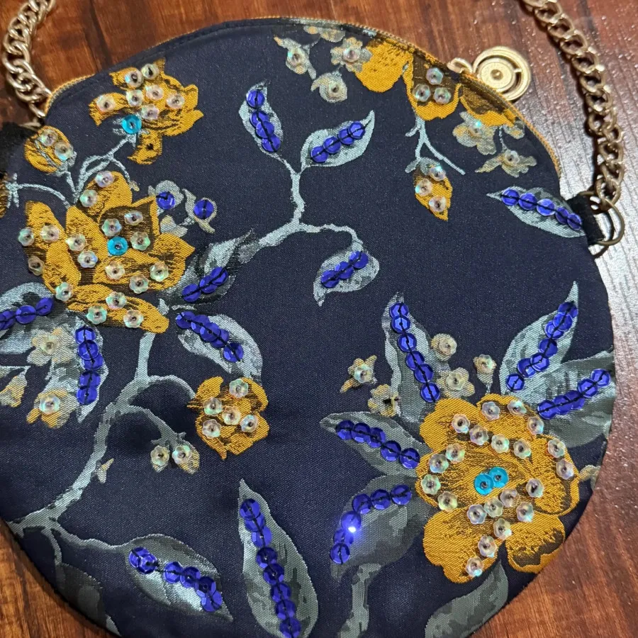 کیف گرد دست دوز پولک دوزی