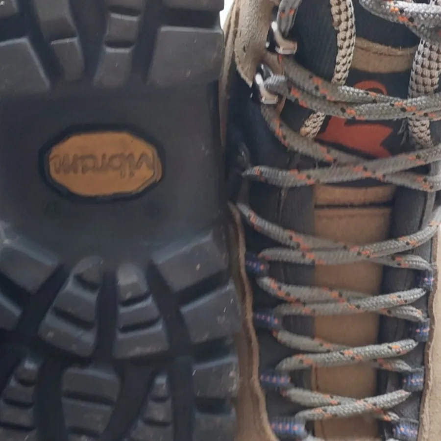 کفش کوهنوردی 36