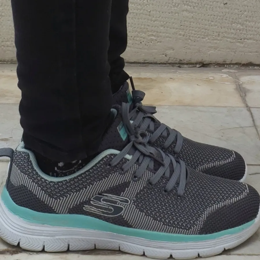 کتونی اسکیچرز 37