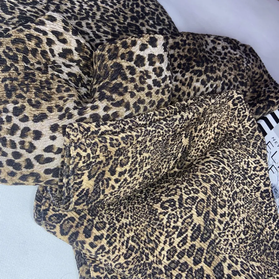 روسری پلیسه پلنگی