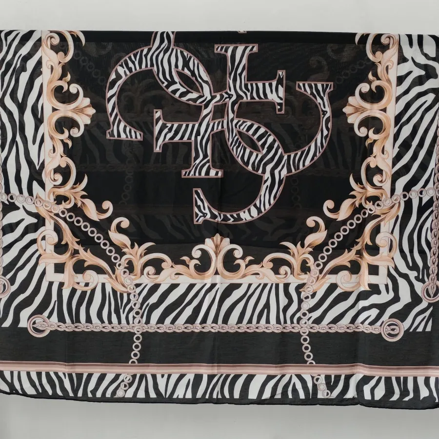 روسری مشکی نخی