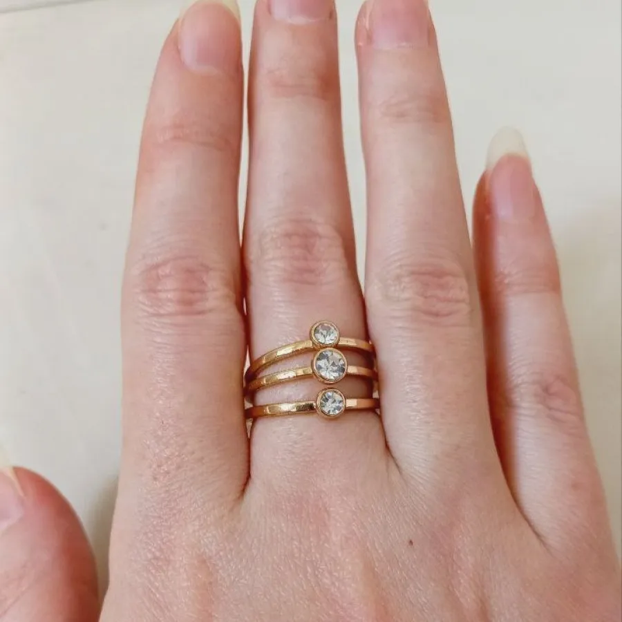 انگشتر جذاب و زیبا