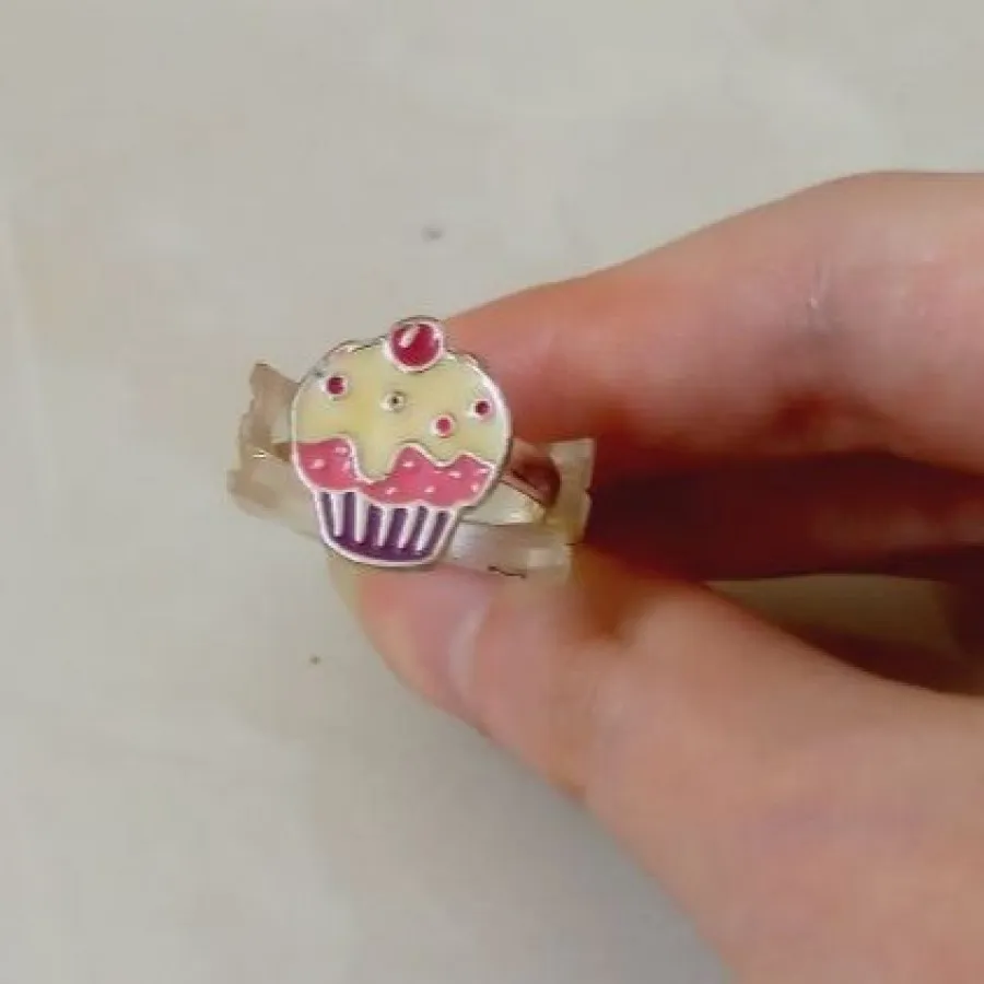 انگشتر جذاب و زیبا