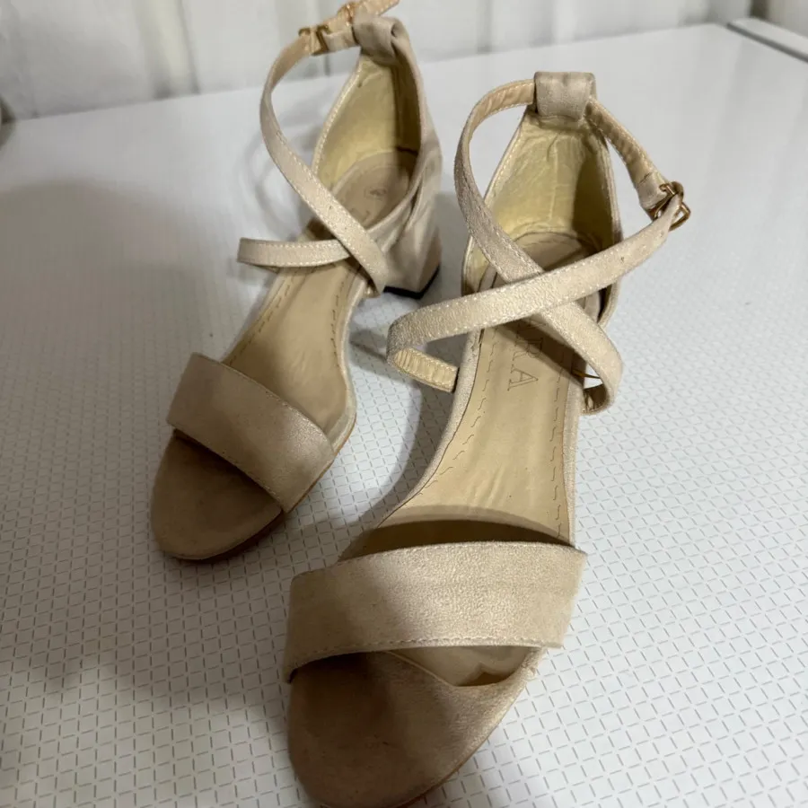 کفش مناسب‌مهمانی پرکاربرد