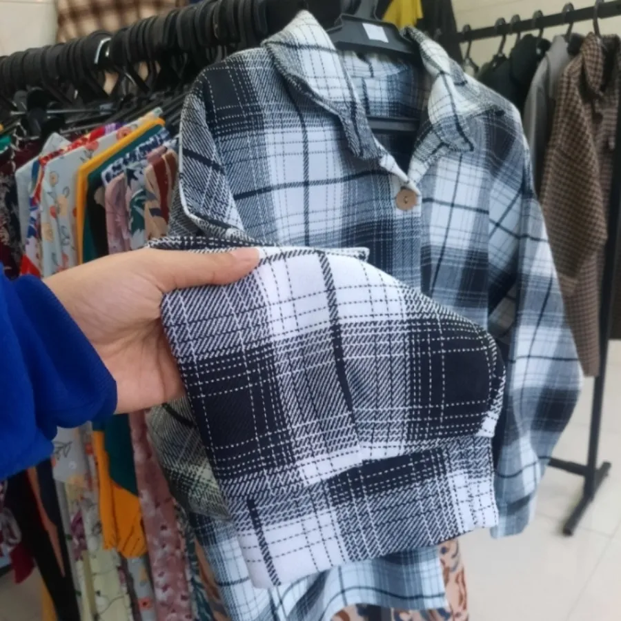 کراپ کت چهارخونه