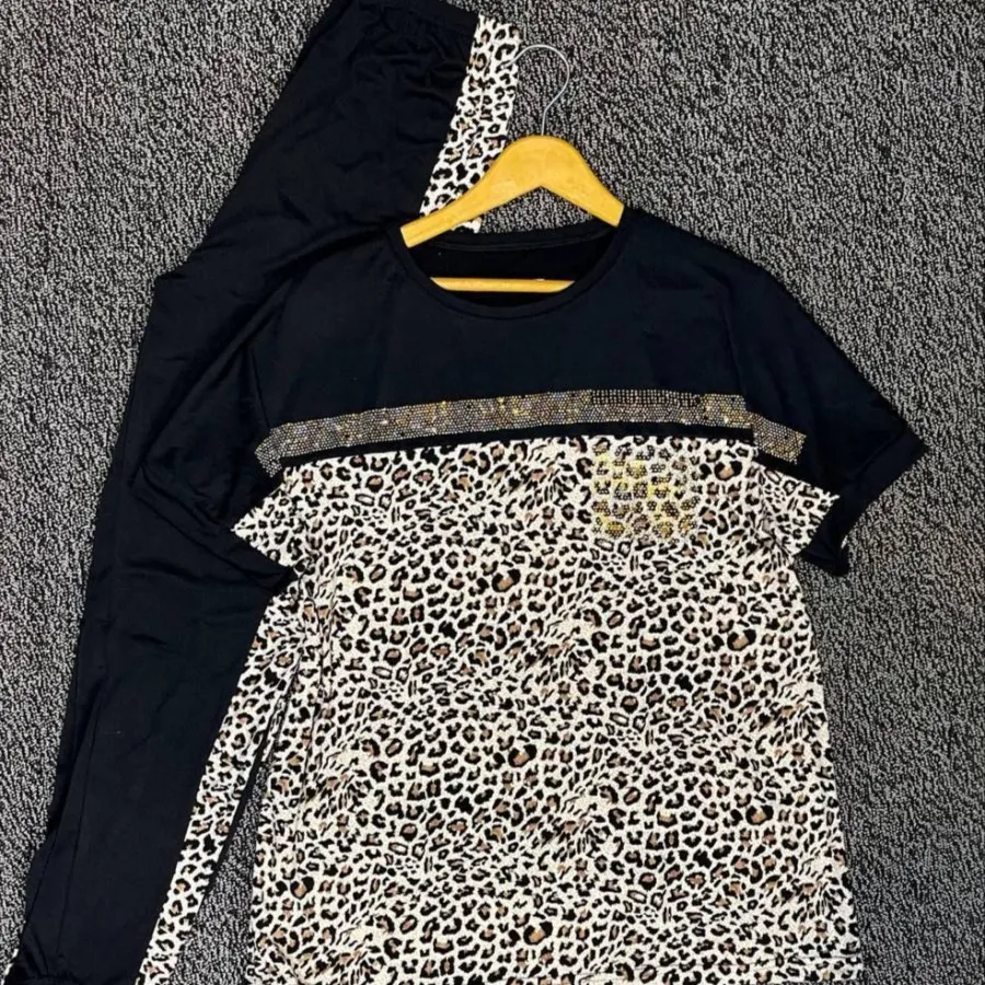 تیشرت شلوار