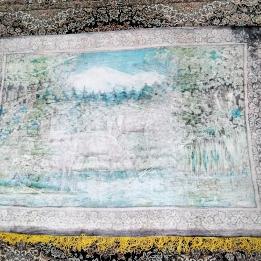 رومیزی مخمل آنتیک