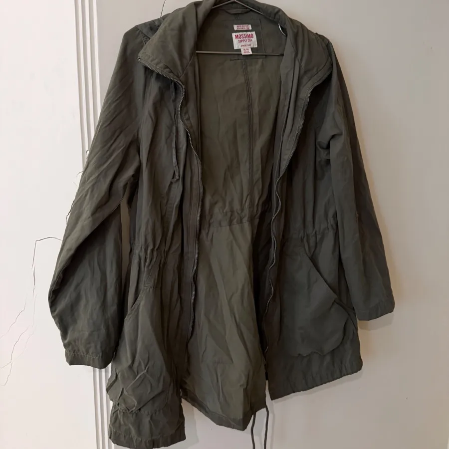 کاپشن بهاره ضدآب