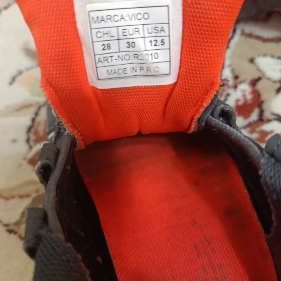 کفش بچه گانه