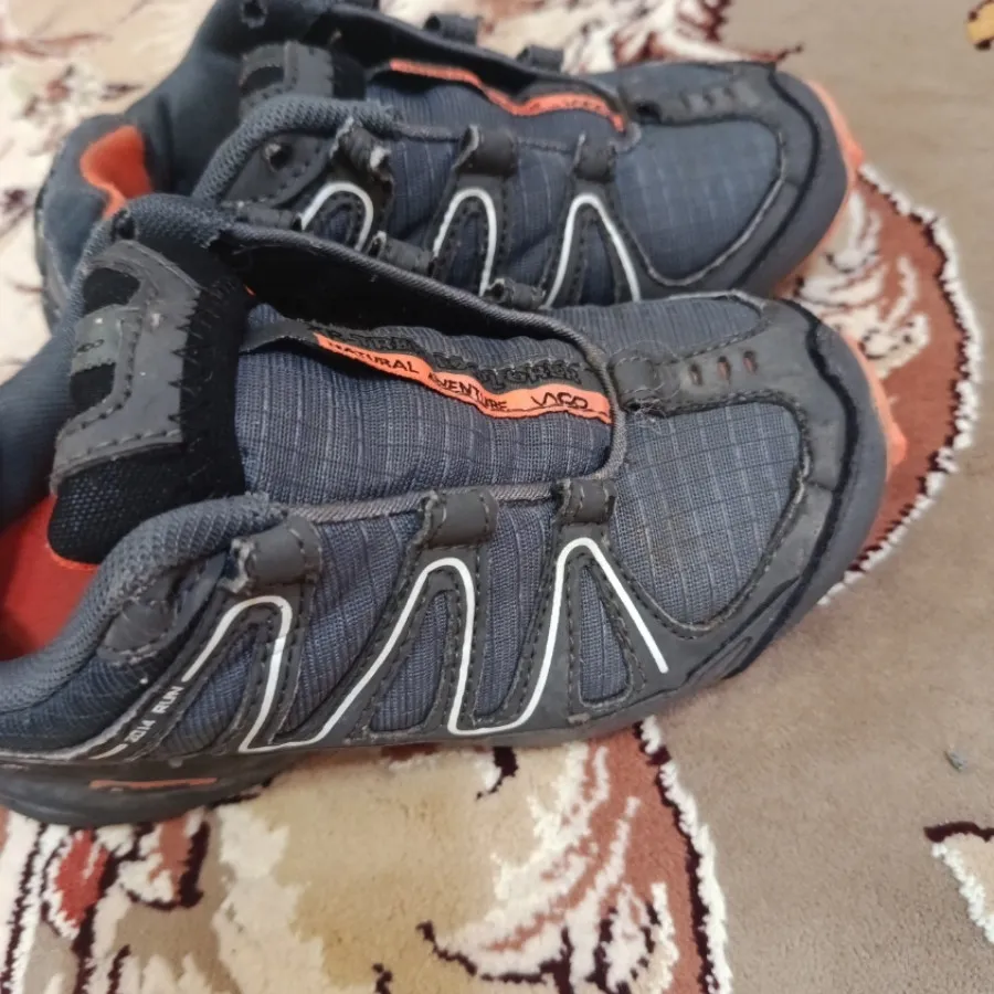 کفش بچه گانه