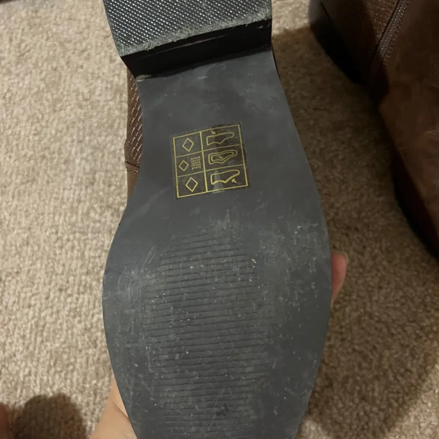 نیم بوت قهوه ای 41/5-42