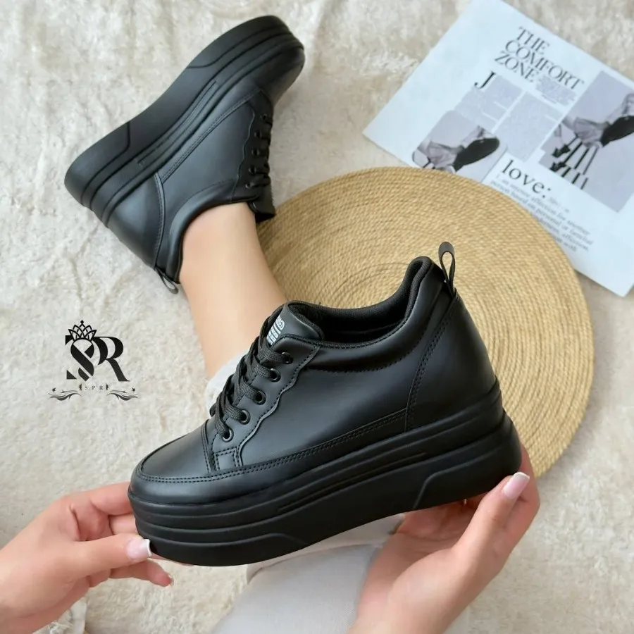 کفش اسپرت / کتونی لژدار