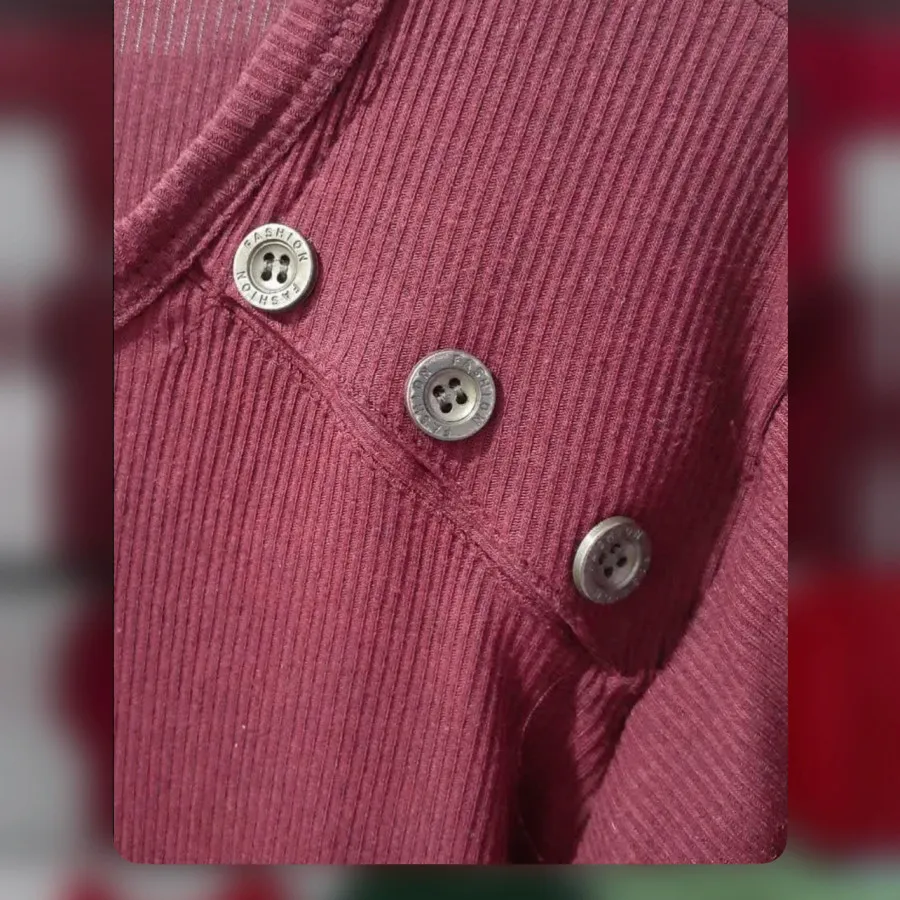 تیشرت کبریتی سه دکمه