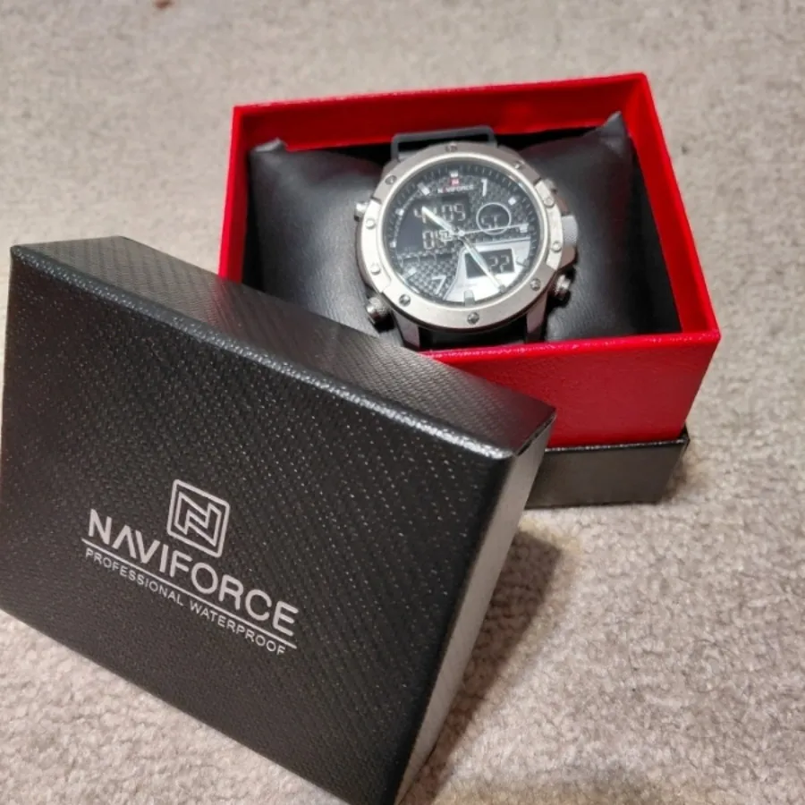 ساعت Naviforce