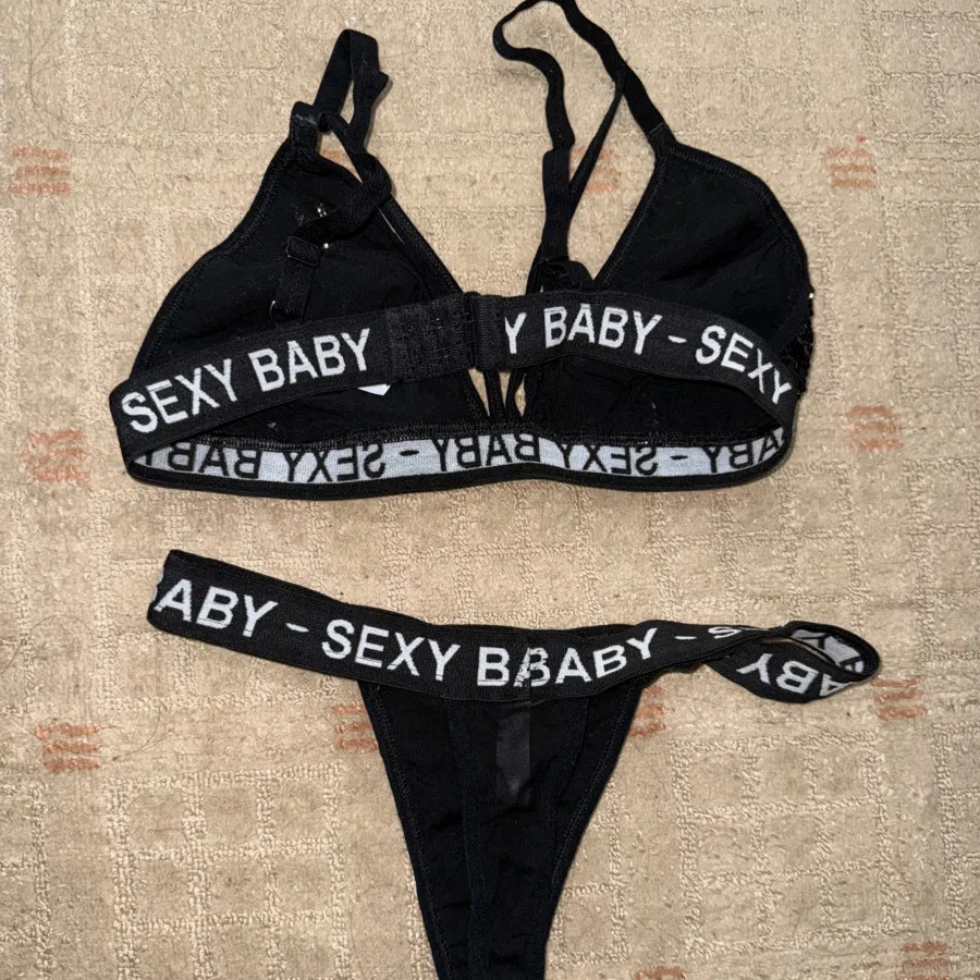 ست لباس زیر پولکی