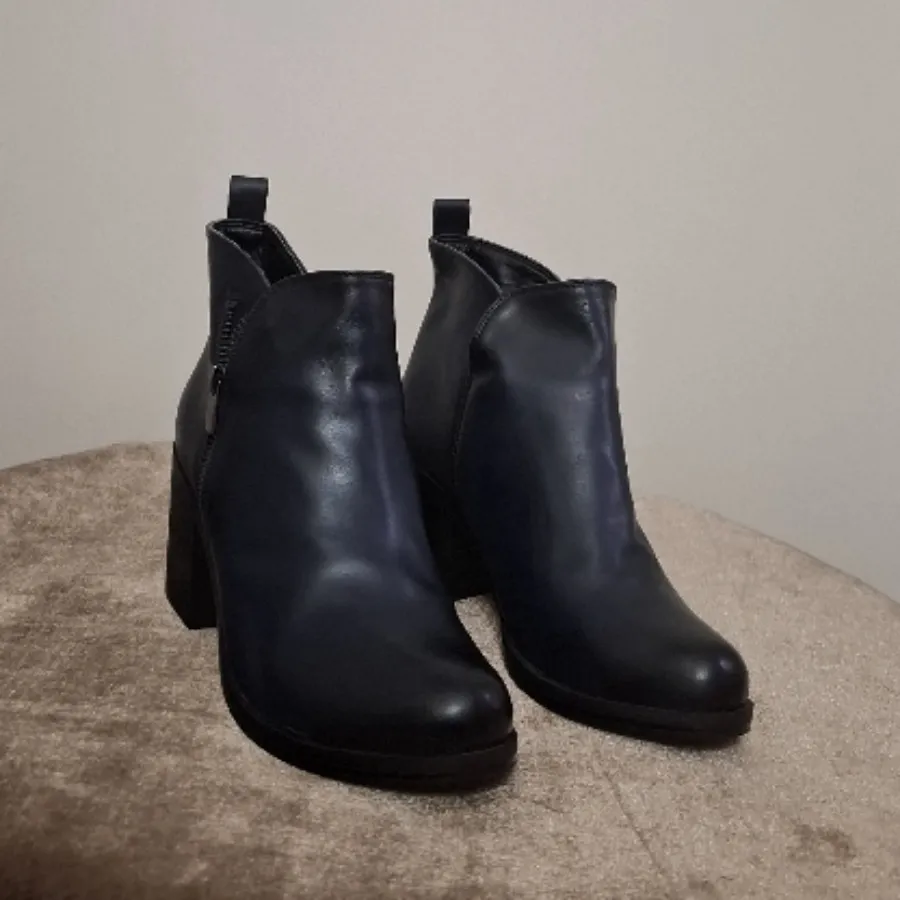 نیم بوت زنانه