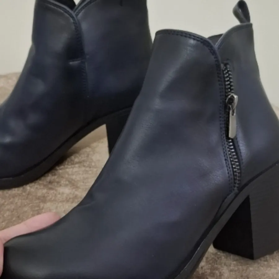 نیم بوت زنانه