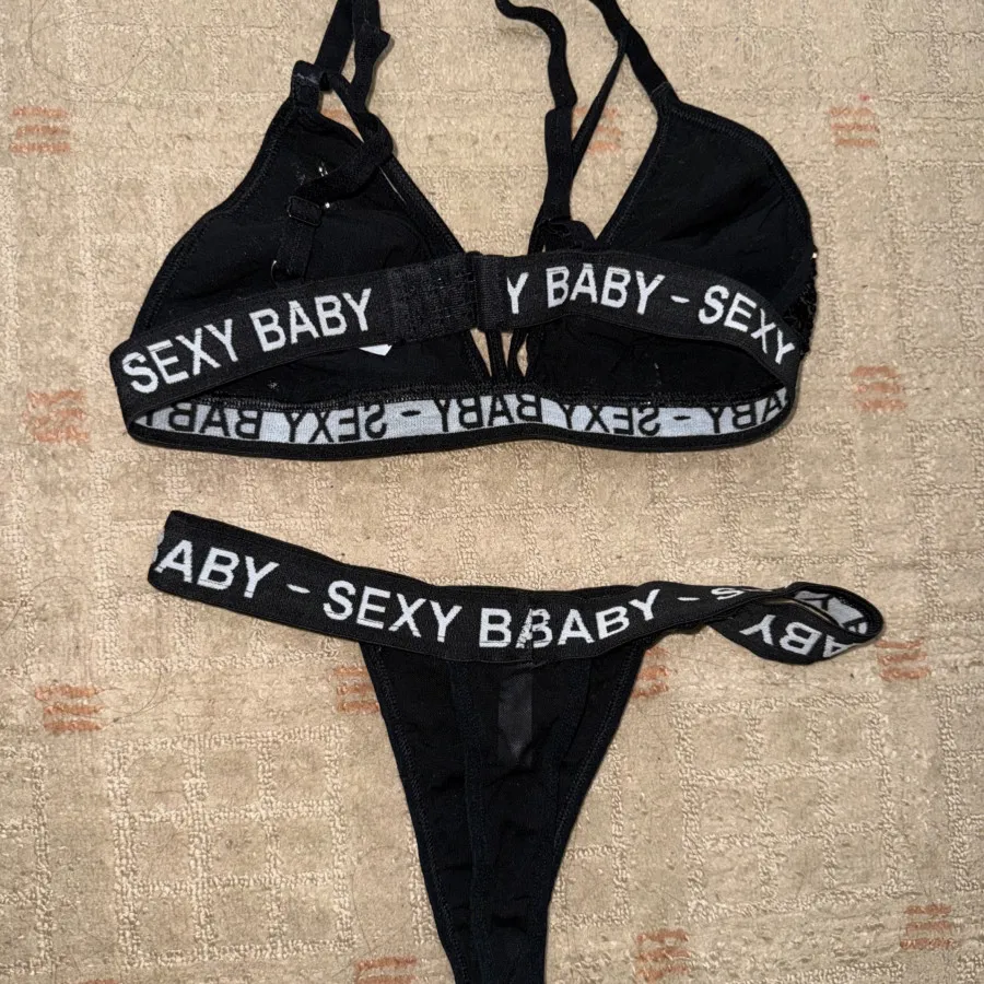 ست لباس زیر پولکی