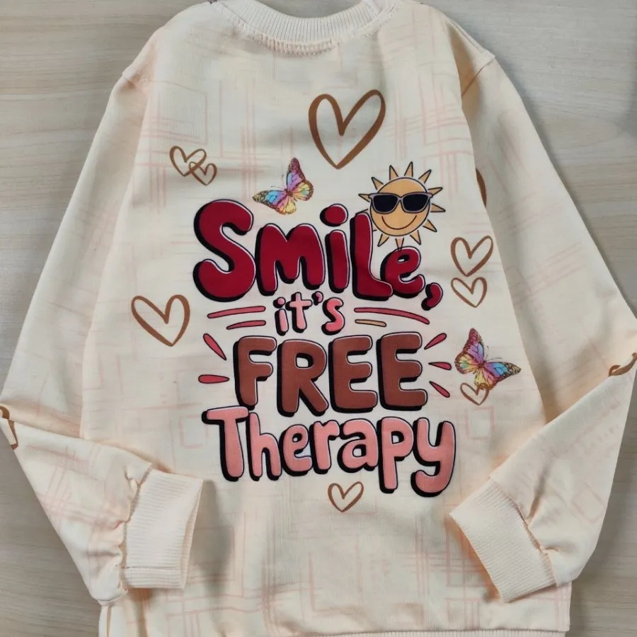 بلوز و شلوار دختر و پیشی