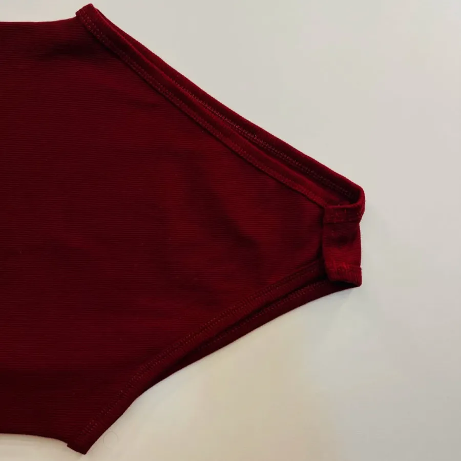 بادی یقه اسکی