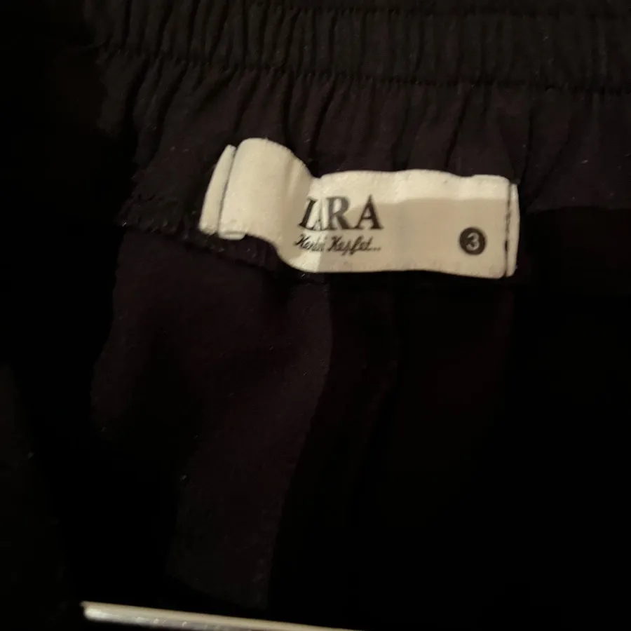 شلوار مشکی لارا