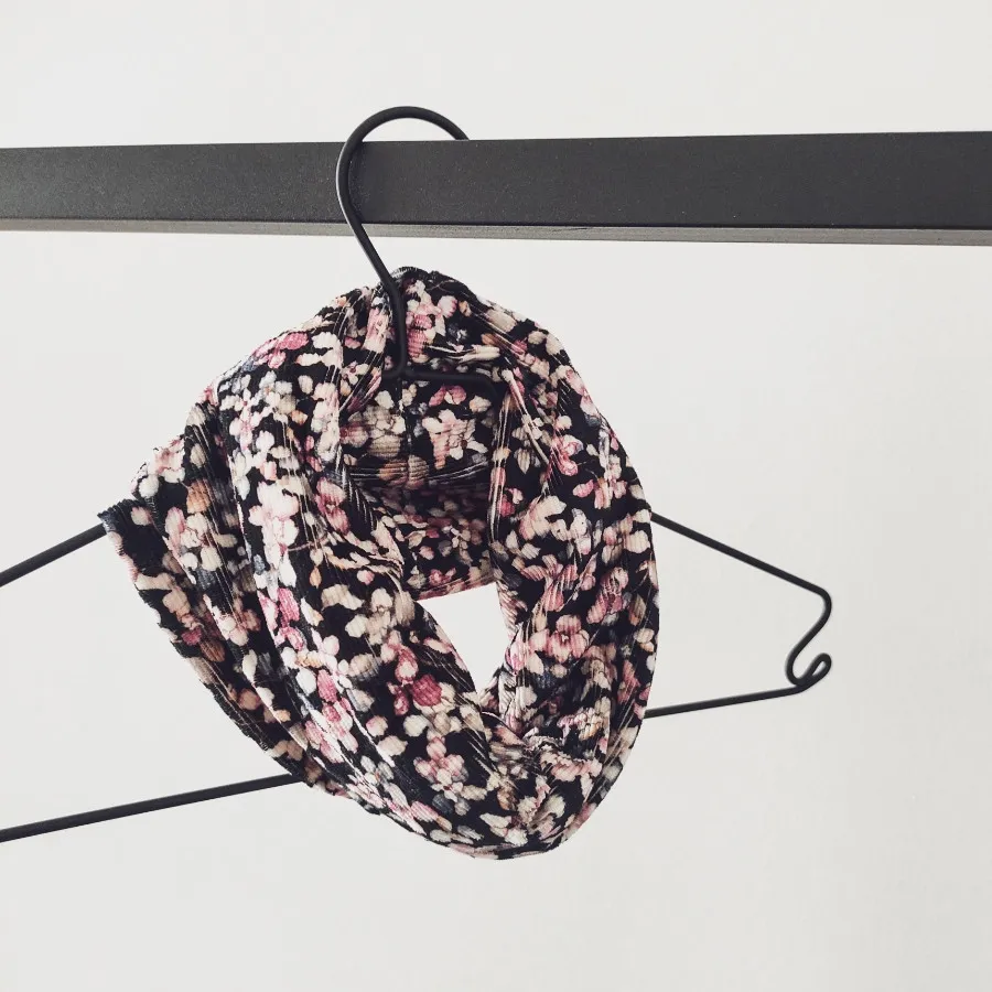 شال گردن حلقه ای صورتی