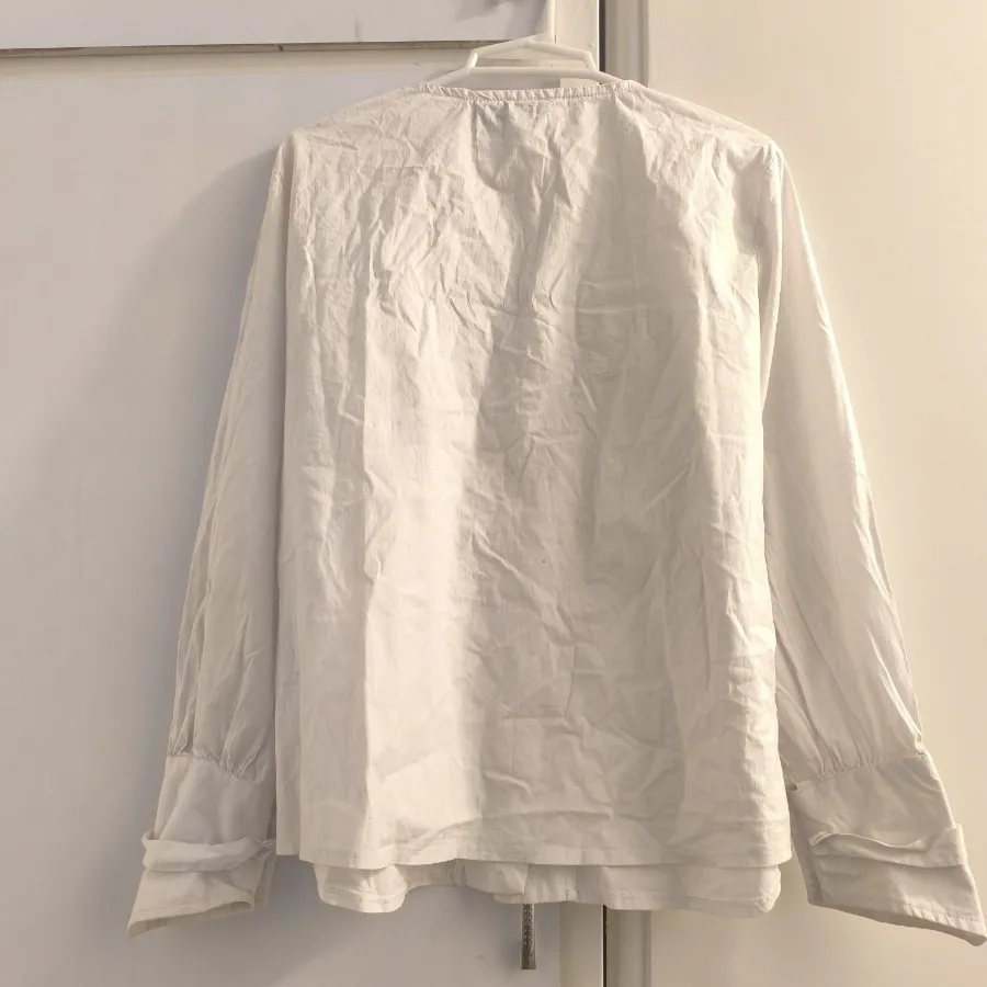 شومیز سفید نو‌